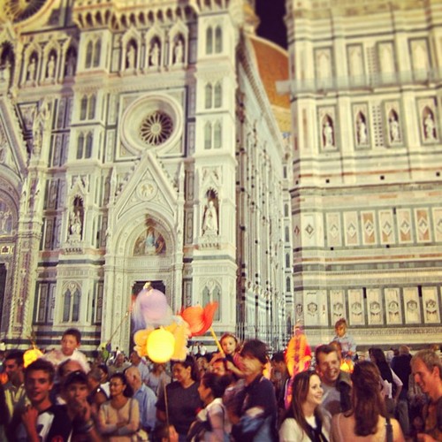 The Rificolona procession in front of the Duomo festival-della-rificolona.jpg