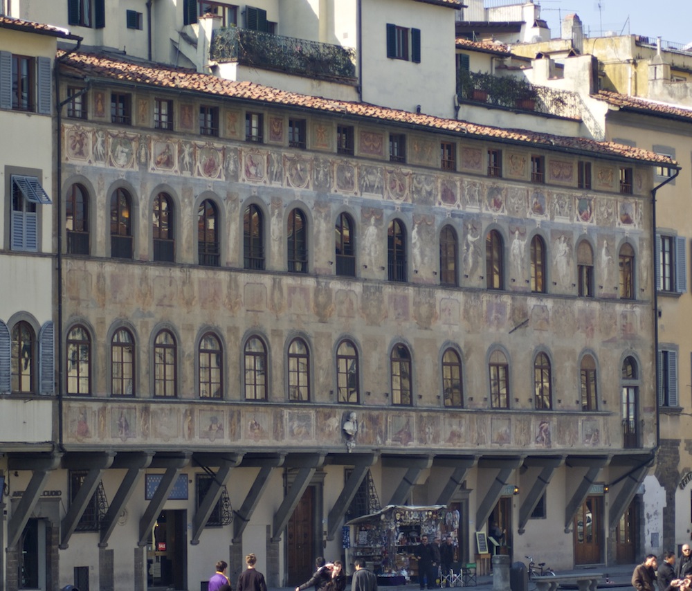 The famous Palazzo Antellesi is the centerpiece of Piazza Santa Croce palazzo-antellesi.jpg